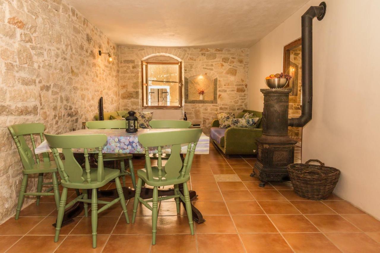 Villa Di Piazza Višnjan 외부 사진